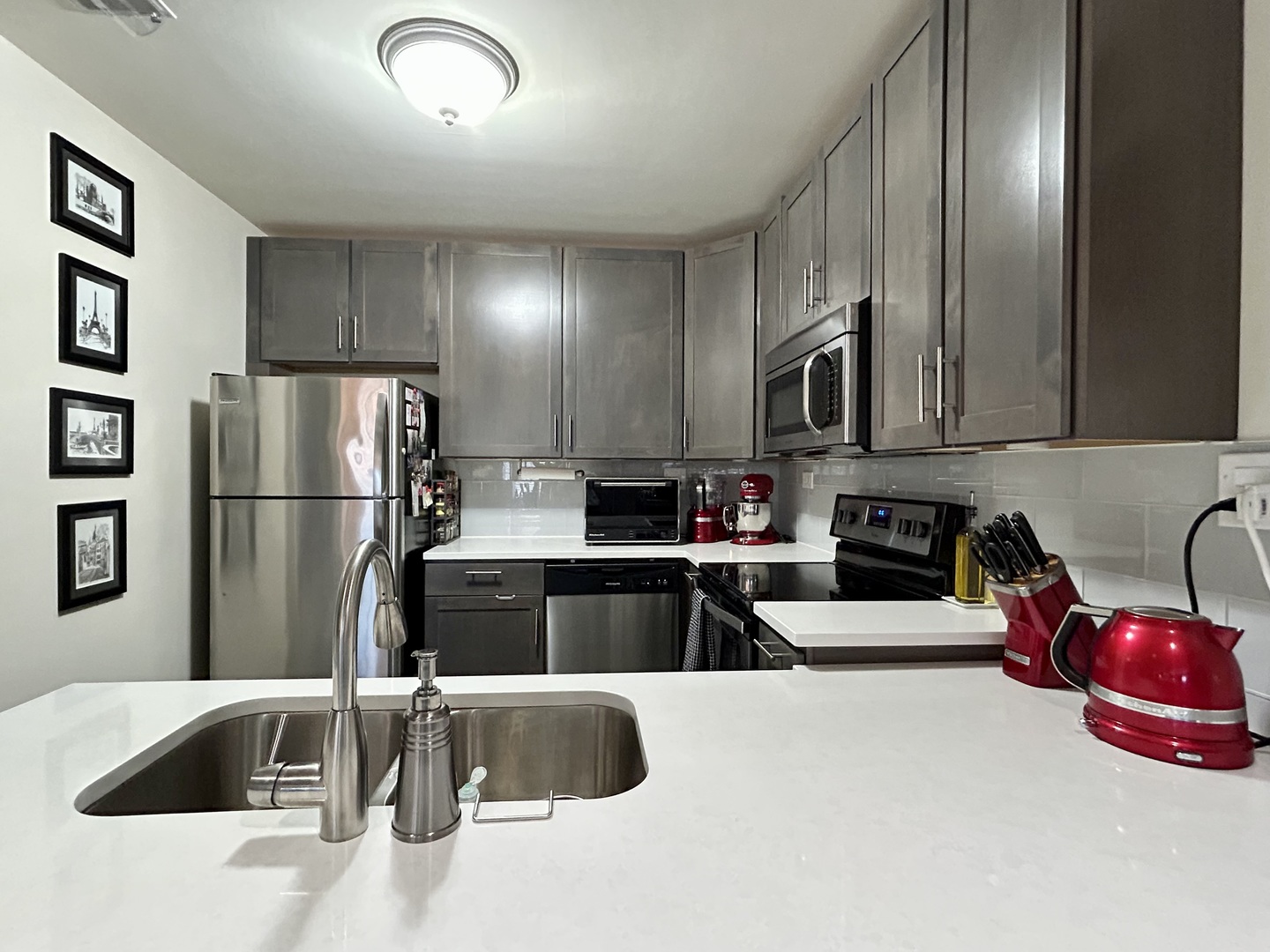 1849 Green Bay Road 2E