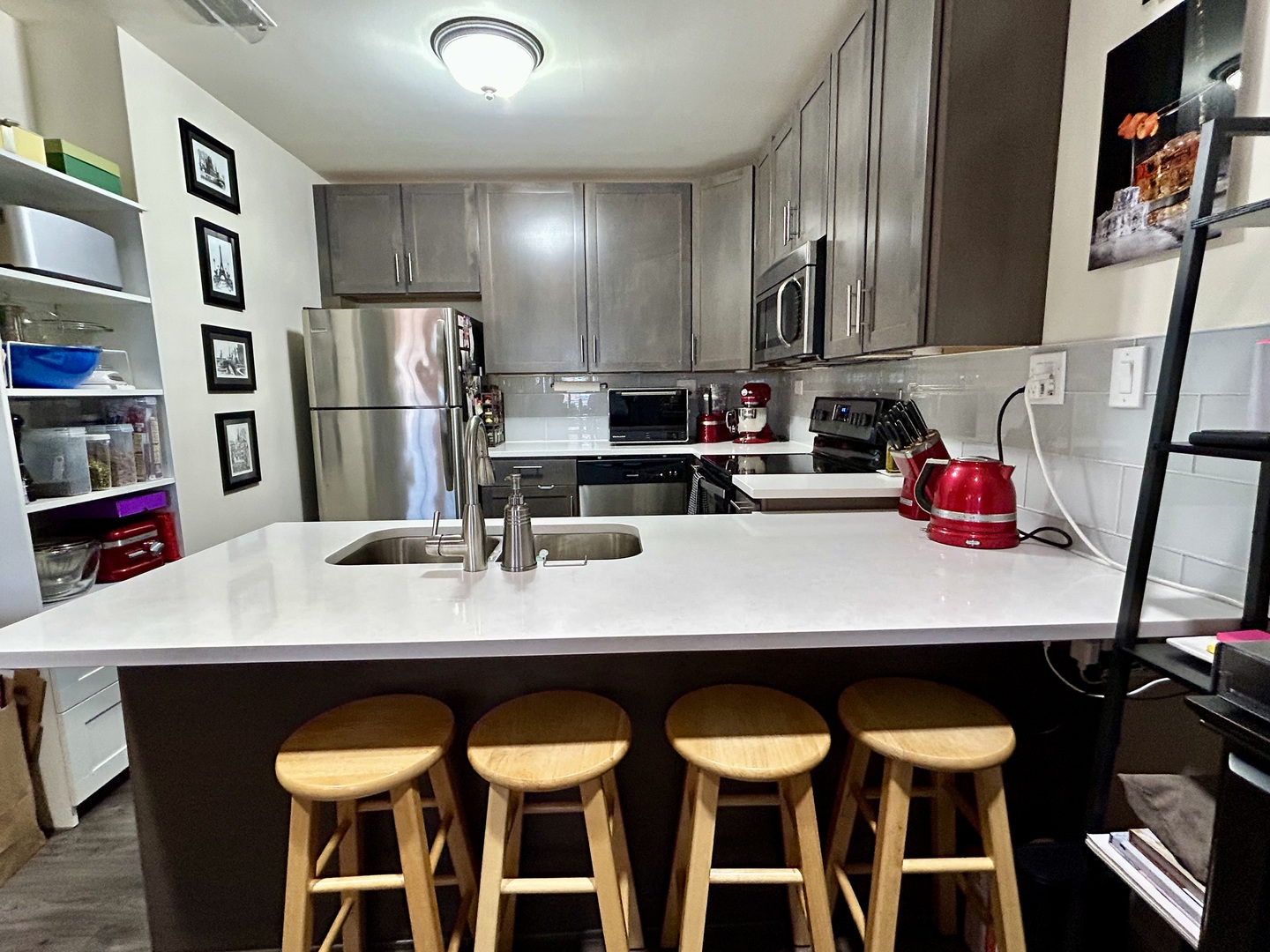 1849 Green Bay Road 2E