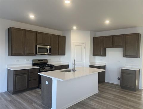 Tiny photo for 620 N. Sycamore Street, Hinckley, IL 60520 (MLS # 12490963)