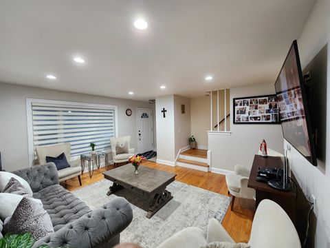 Tiny photo for 7638 Knox Avenue, Skokie, IL 60076 (MLS # 12491532)