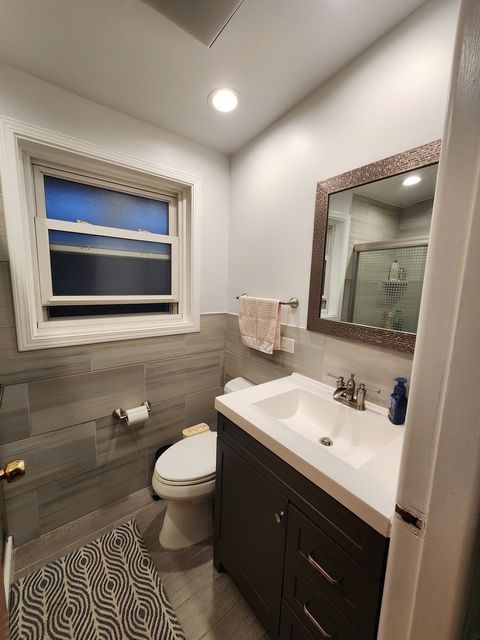 Tiny photo for 7638 Knox Avenue, Skokie, IL 60076 (MLS # 12491532)