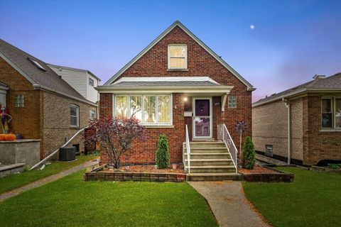 Tiny photo for 5250 S Nagle Avenue, Chicago, IL 60638 (MLS # 12525758)