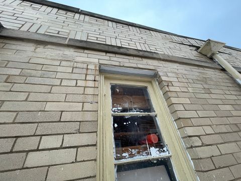 Tiny photo for 6131 N Leader Avenue, Chicago, IL 60646 (MLS # 12162056)