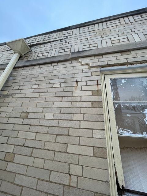 Tiny photo for 6131 N Leader Avenue, Chicago, IL 60646 (MLS # 12162056)