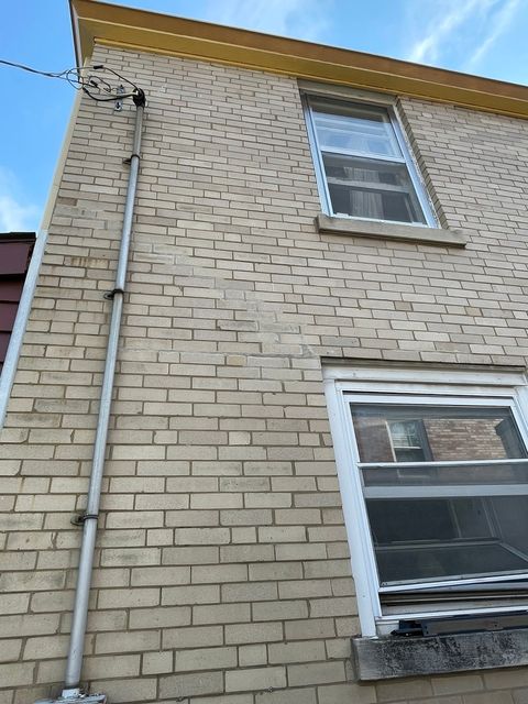 Tiny photo for 6131 N Leader Avenue, Chicago, IL 60646 (MLS # 12162056)