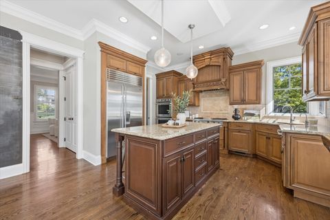 Tiny photo for 7 S Quincy Street, Hinsdale, IL 60521 (MLS # 12649045)