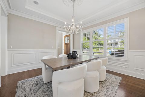 Tiny photo for 7 S Quincy Street, Hinsdale, IL 60521 (MLS # 12649045)