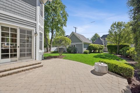 Tiny photo for 7 S Quincy Street, Hinsdale, IL 60521 (MLS # 12649045)