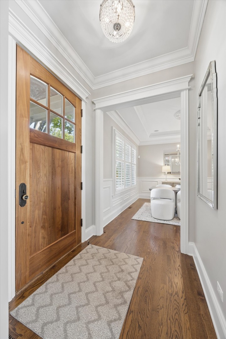 7 S Quincy Street