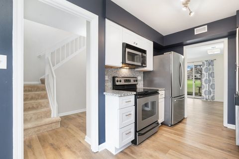 Tiny photo for 1331 Oak Hill Road, Lake Barrington, IL 60010 (MLS # 12634802)