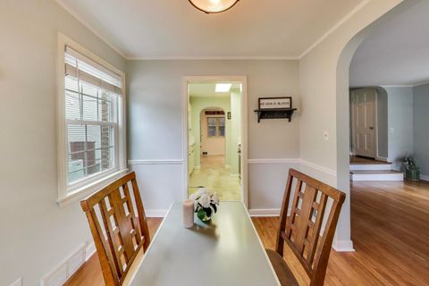 Tiny photo for 7805 W Farragut Avenue, Chicago, IL 60656 (MLS # 12487335)