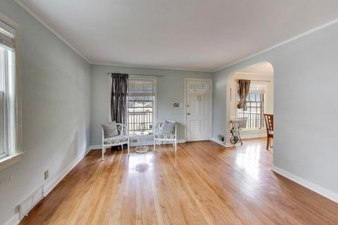 Tiny photo for 7805 W Farragut Avenue, Chicago, IL 60656 (MLS # 12487335)