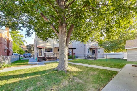 Tiny photo for 7805 W Farragut Avenue, Chicago, IL 60656 (MLS # 12487335)