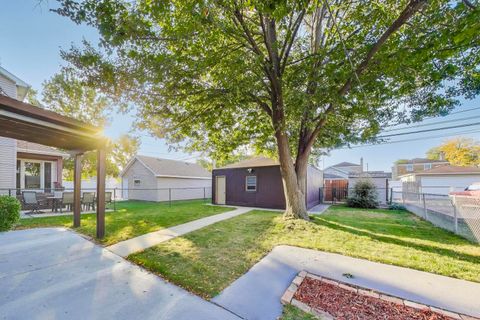 Tiny photo for 7805 W Farragut Avenue, Chicago, IL 60656 (MLS # 12487335)