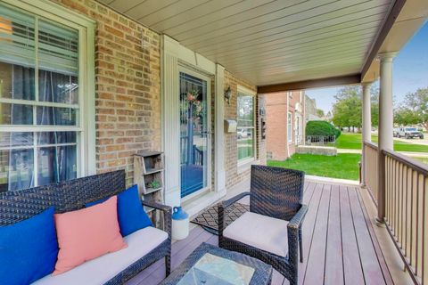 Tiny photo for 7805 W Farragut Avenue, Chicago, IL 60656 (MLS # 12487335)