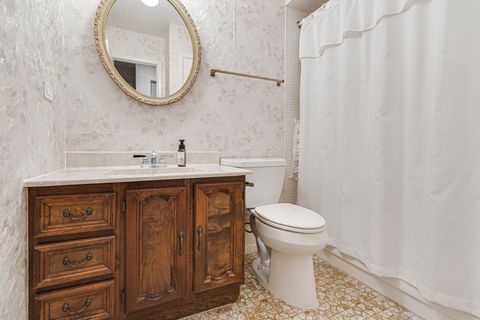 Tiny photo for 197 Smethwick Road, Elk Grove Village, IL 60007 (MLS # 12544556)