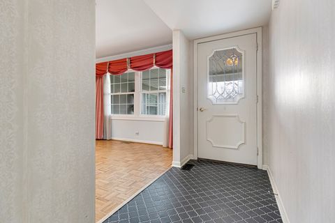 Tiny photo for 197 Smethwick Road, Elk Grove Village, IL 60007 (MLS # 12544556)