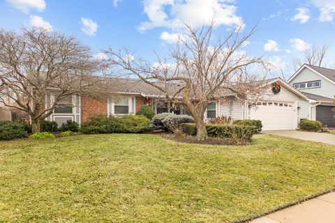 Tiny photo for 197 Smethwick Road, Elk Grove Village, IL 60007 (MLS # 12544556)