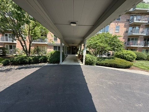 Tiny photo for 5125 Blodgett Avenue #415T, Downers Grove, IL 60515 (MLS # 12706268)