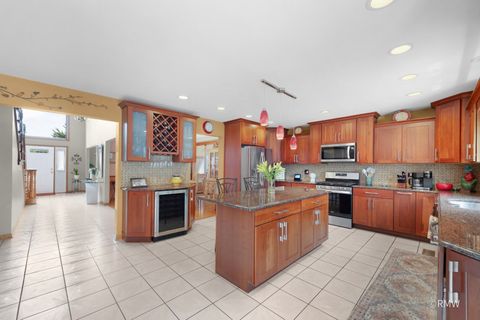 Tiny photo for 1227 W Surrey Lane, Addison, IL 60101 (MLS # 12424076)