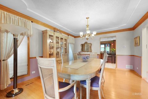 Tiny photo for 1227 W Surrey Lane, Addison, IL 60101 (MLS # 12424076)