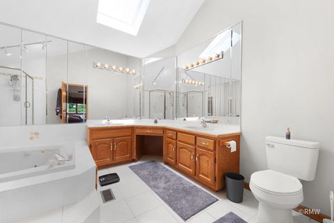 Tiny photo for 1227 W Surrey Lane, Addison, IL 60101 (MLS # 12424076)
