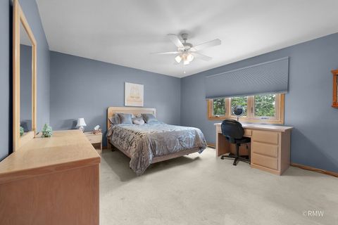 Tiny photo for 1227 W Surrey Lane, Addison, IL 60101 (MLS # 12424076)
