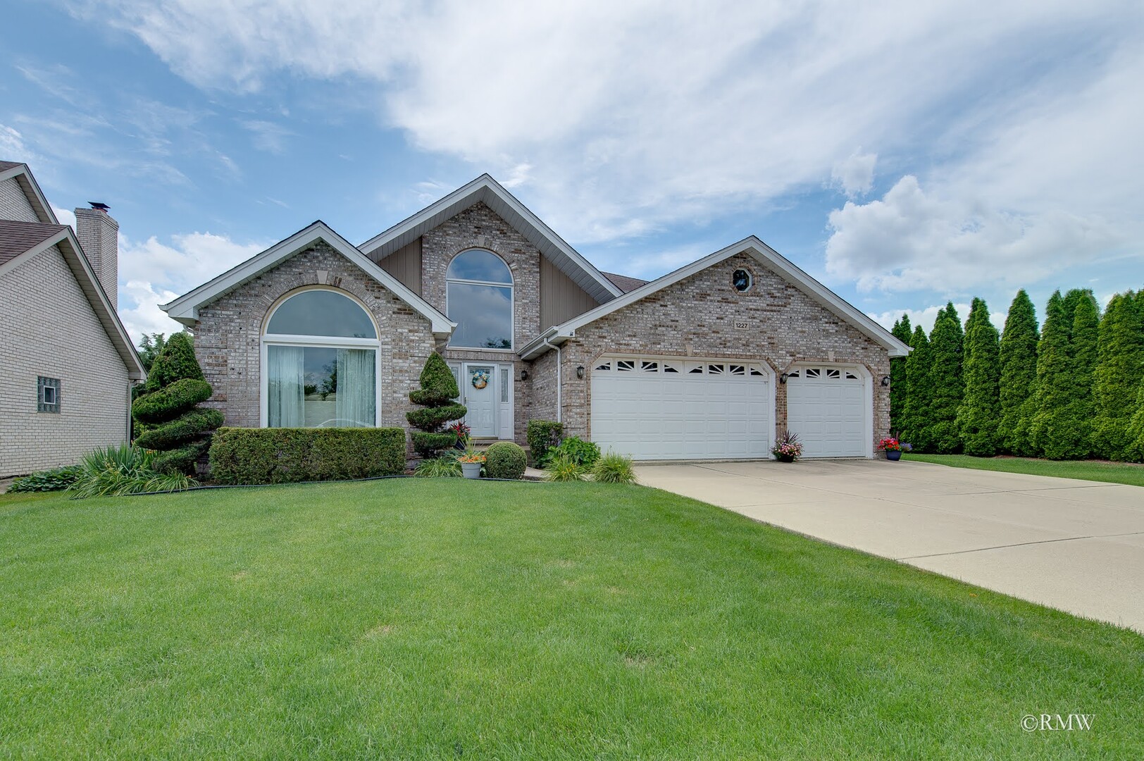 1227 W Surrey Lane