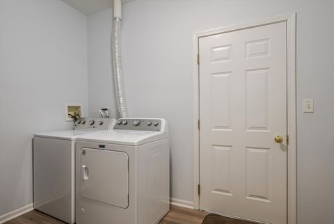 Tiny photo for 2562 GOLF RIDGE Circle #2562, Naperville, IL 60563 (MLS # 12485551)