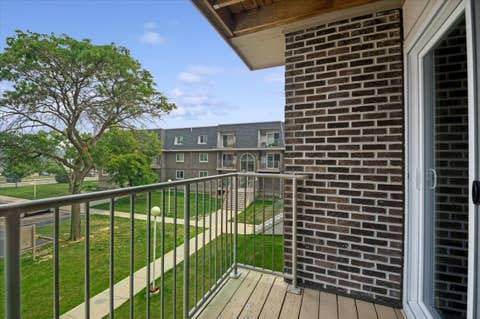 Tiny photo for 848 Mcintosh Court #204, Prospect Heights, IL 60070 (MLS # 12708304)