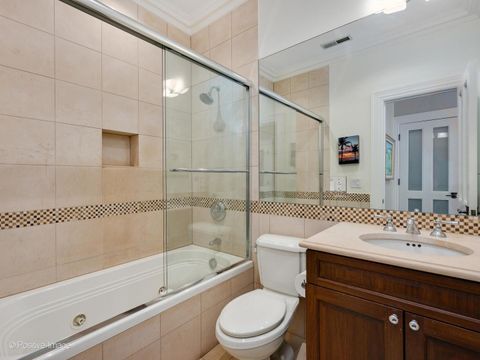 Tiny photo for 37 E Elm Street, Chicago, IL 60611 (MLS # 12574917)