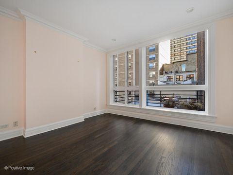 Tiny photo for 37 E Elm Street, Chicago, IL 60611 (MLS # 12574917)