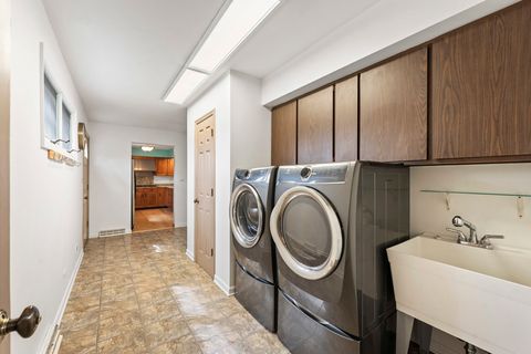 Tiny photo for 1033 Blackburn Street, Gurnee, IL 60031 (MLS # 12615393)