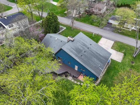 Tiny photo for 1033 Blackburn Street, Gurnee, IL 60031 (MLS # 12615393)