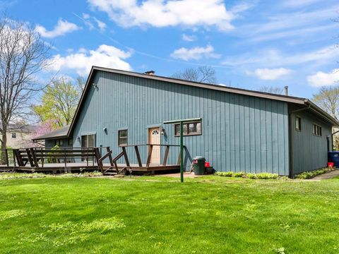 Tiny photo for 1033 Blackburn Street, Gurnee, IL 60031 (MLS # 12615393)