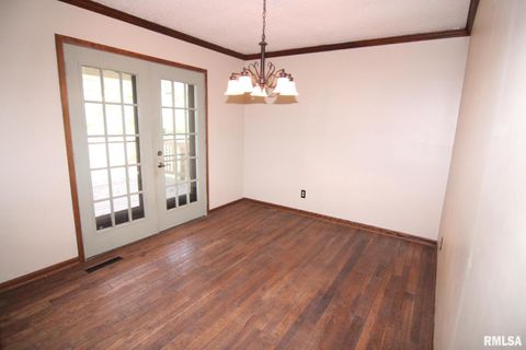 Tiny photo for 5 E TIMBERLINE Drive, Blue Grass, IA 52726 (MLS # QC4267618)