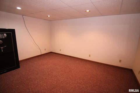 Tiny photo for 5 E TIMBERLINE Drive, Blue Grass, IA 52726 (MLS # QC4267618)