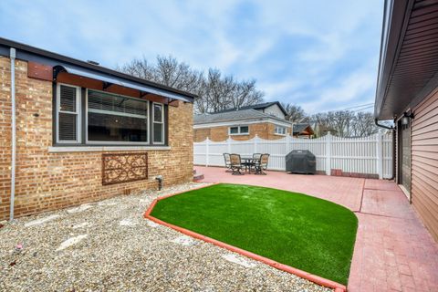 Tiny photo for Chicago, IL 60655 (MLS # 12600964)