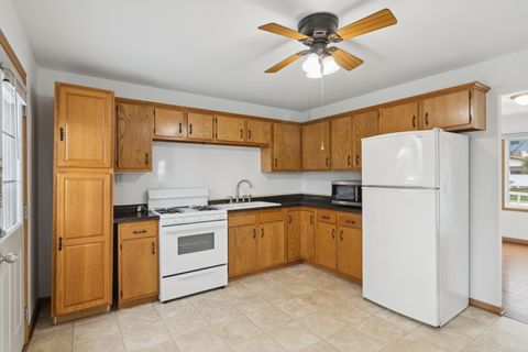 Tiny photo for 506 Kenyon Avenue, Romeoville, IL 60446 (MLS # 12600301)