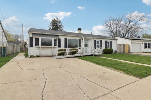 Tiny photo for 506 Kenyon Avenue, Romeoville, IL 60446 (MLS # 12600301)