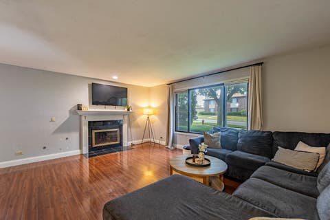 Tiny photo for 1083 Kane Street #1083, South Elgin, IL 60177 (MLS # 12672230)