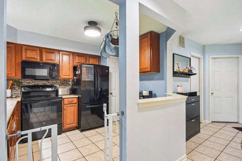 Tiny photo for 418 Lakeview Circle, Bolingbrook, IL 60440 (MLS # 12733721)