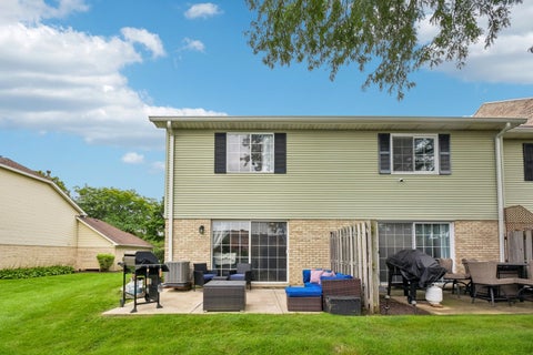 Tiny photo for 418 Lakeview Circle, Bolingbrook, IL 60440 (MLS # 12733721)