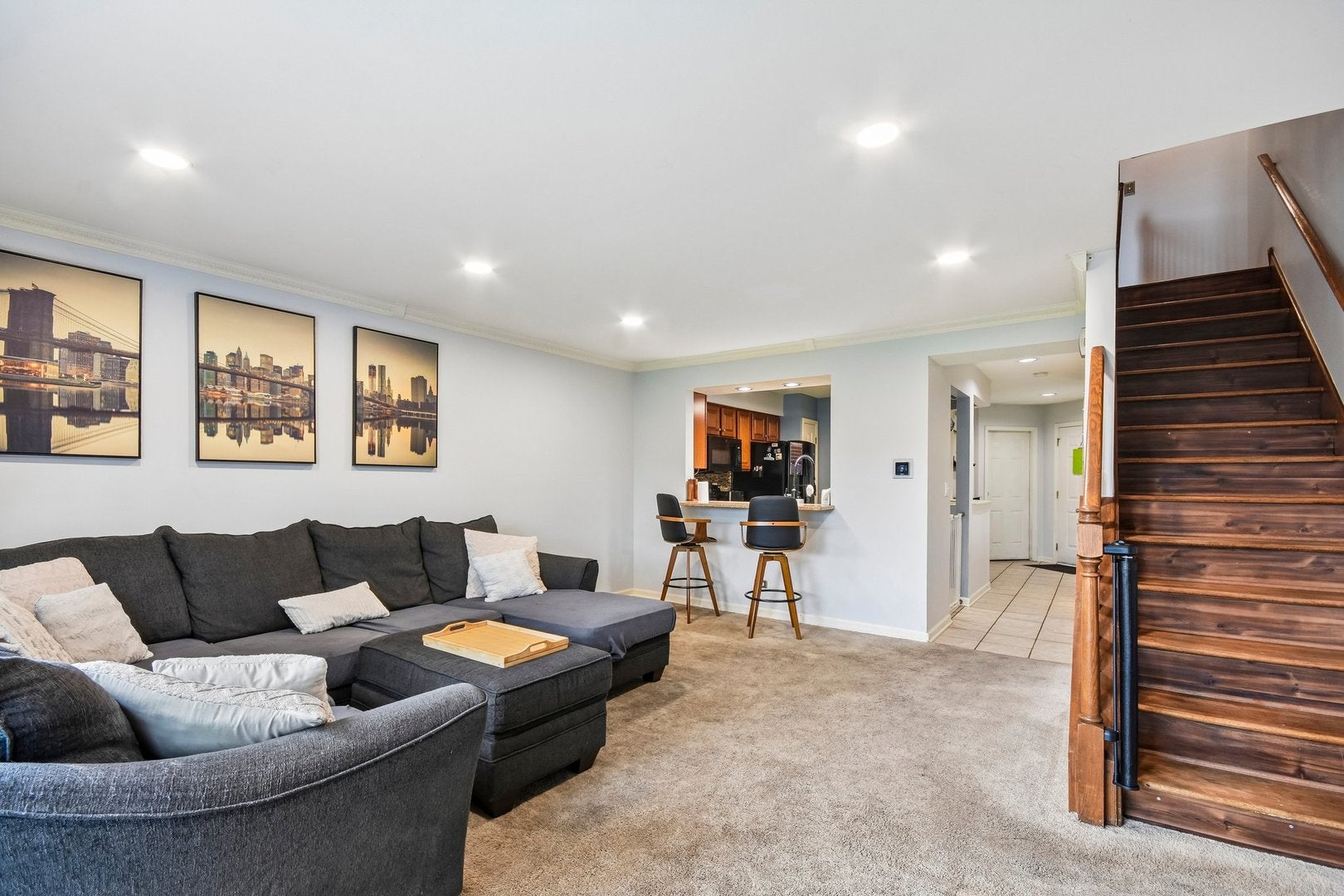 418 Lakeview Circle