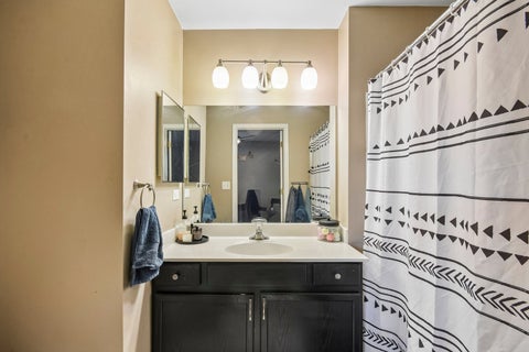 Tiny photo for 418 Lakeview Circle, Bolingbrook, IL 60440 (MLS # 12733721)
