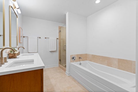 Tiny photo for 250 E Pearson Street #1002, Chicago, IL 60611 (MLS # 12764996)