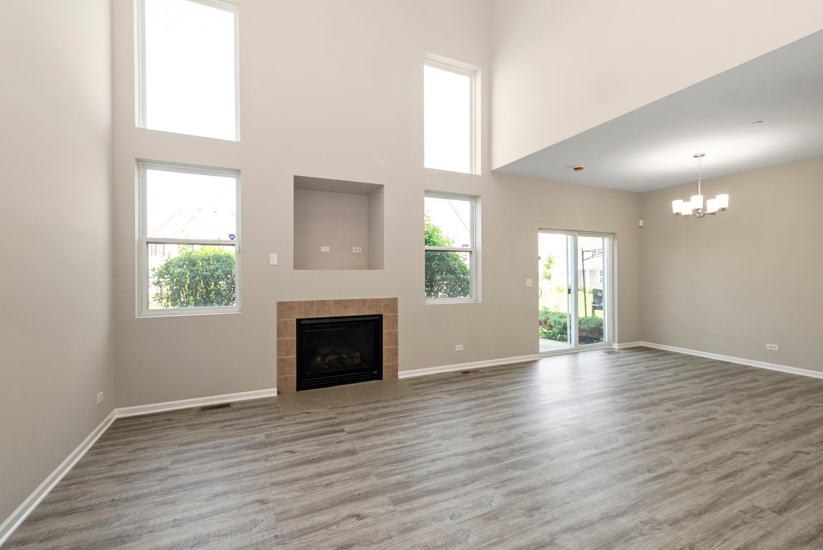 6512 Blue Sky Lane 3