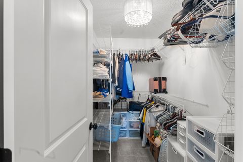 Tiny photo for 6130 Mississippi Avenue, Davenport, IA 52807 (MLS # 12555150)