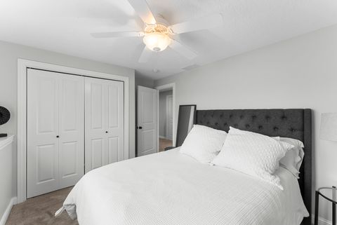 Tiny photo for 6130 Mississippi Avenue, Davenport, IA 52807 (MLS # 12555150)