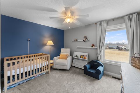 Tiny photo for 6130 Mississippi Avenue, Davenport, IA 52807 (MLS # 12555150)